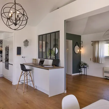 La Marine Villa *